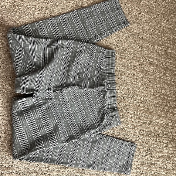 Shinestar Black and White Checkered Pants - Picture 3 of 4